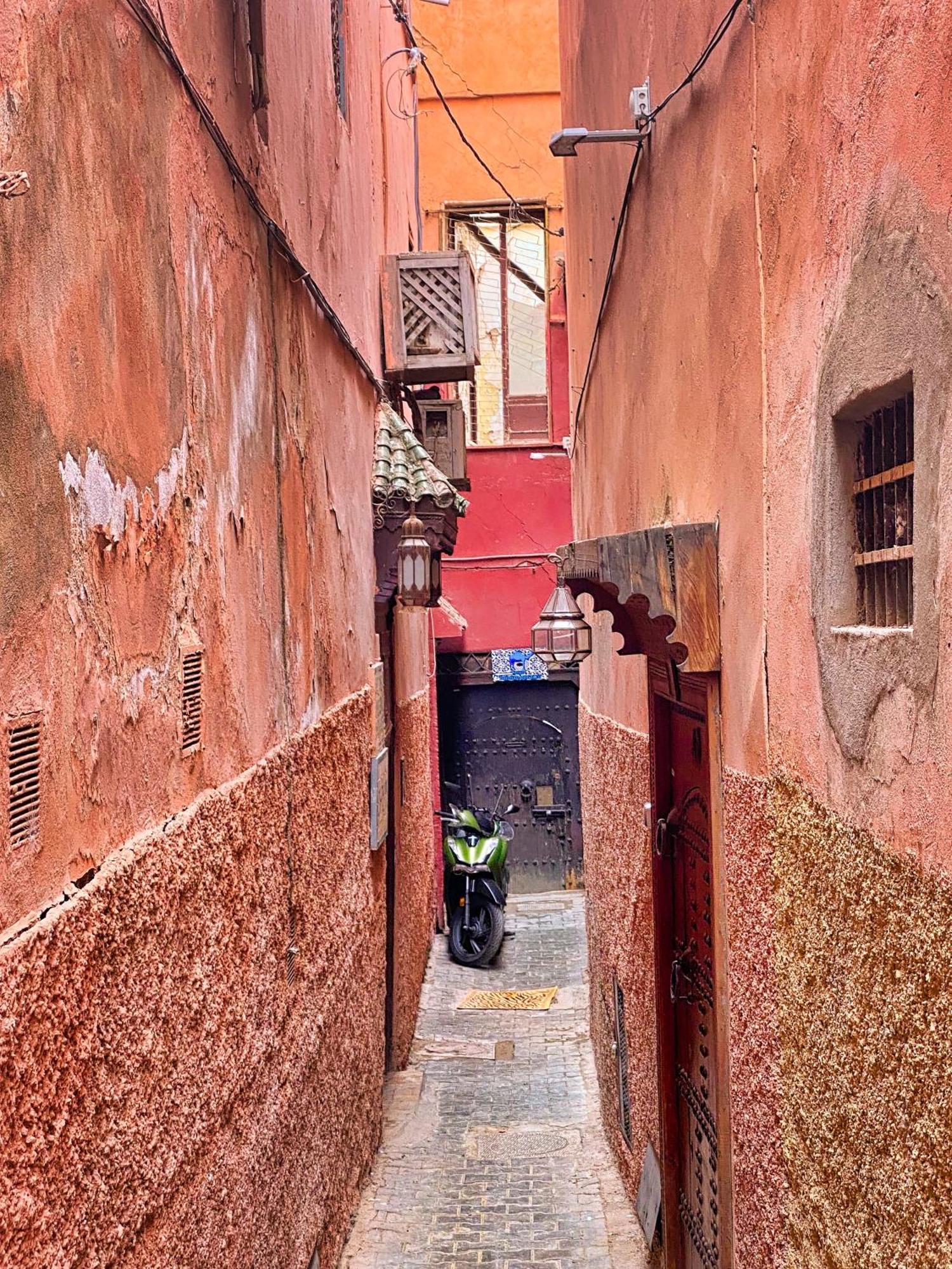 Riad le dromadaire bleu by Weekome Marrakesh Extérieur photo