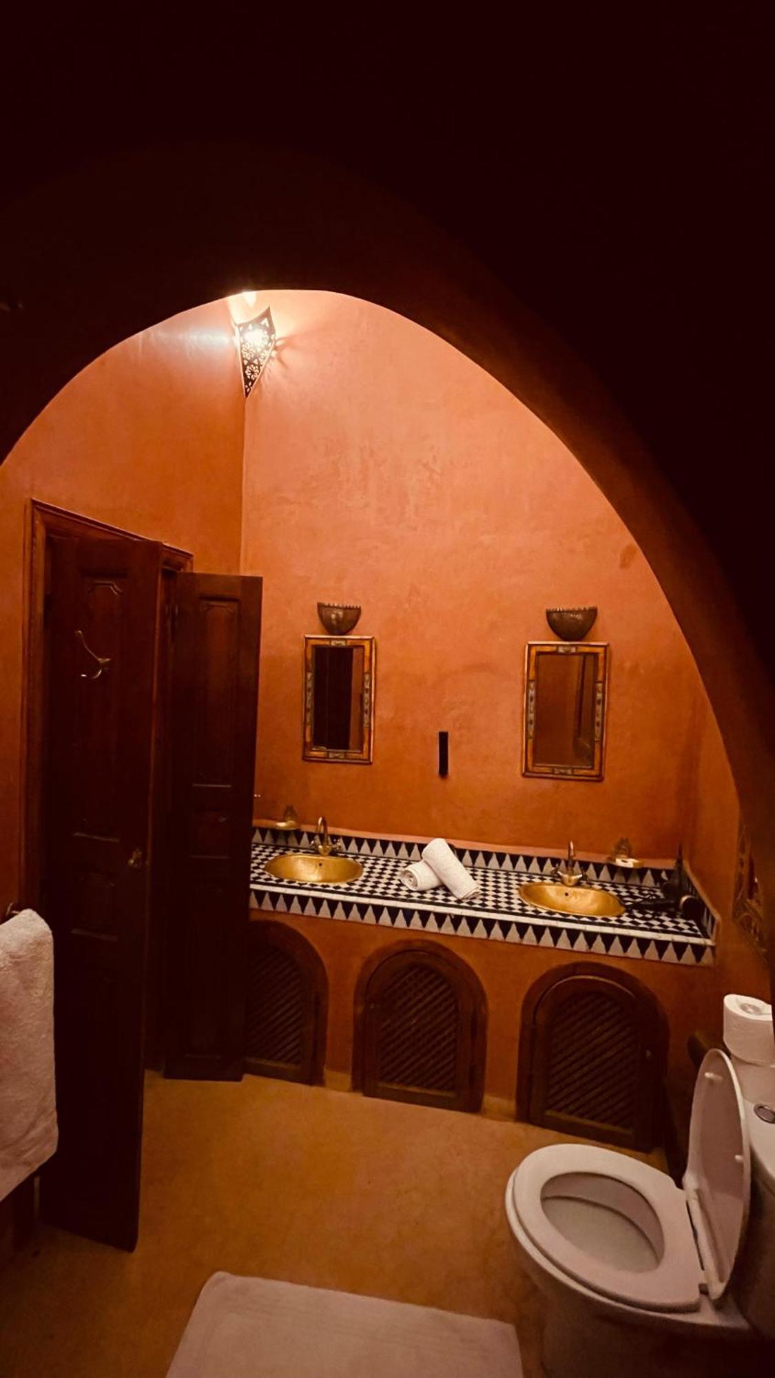 Riad le dromadaire bleu by Weekome Marrakesh Extérieur photo