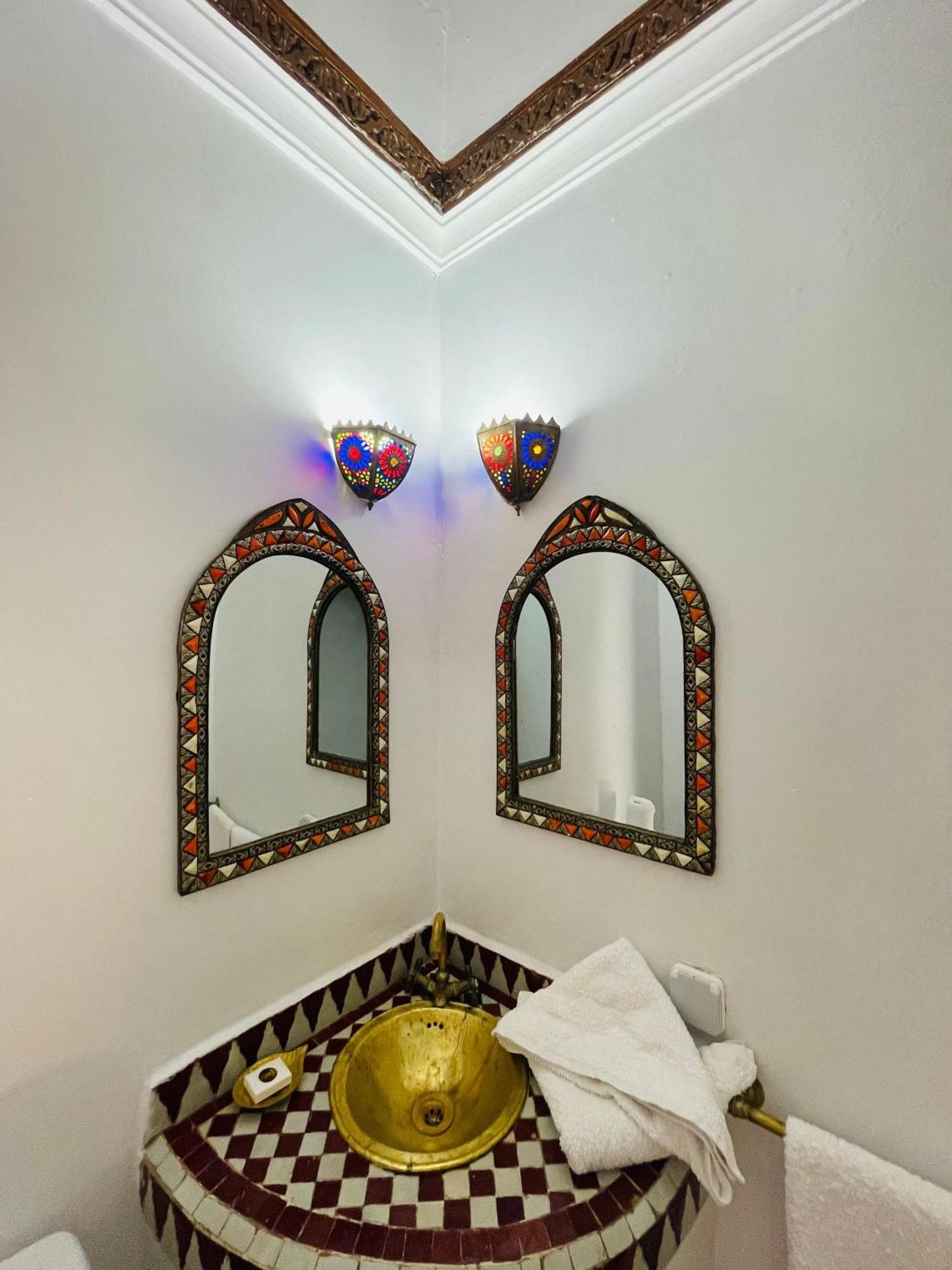 Riad le dromadaire bleu by Weekome Marrakesh Extérieur photo