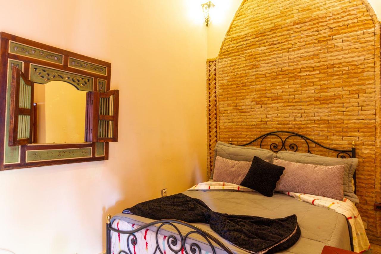 Riad le dromadaire bleu by Weekome Marrakesh Extérieur photo